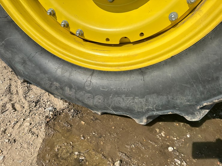 2022-john-deere-8r-280-image-7