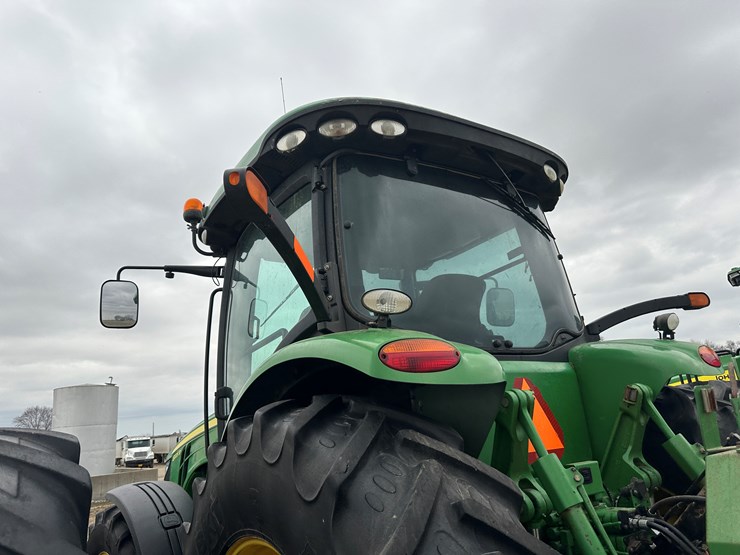 2012-john-deere-8335r-image-32