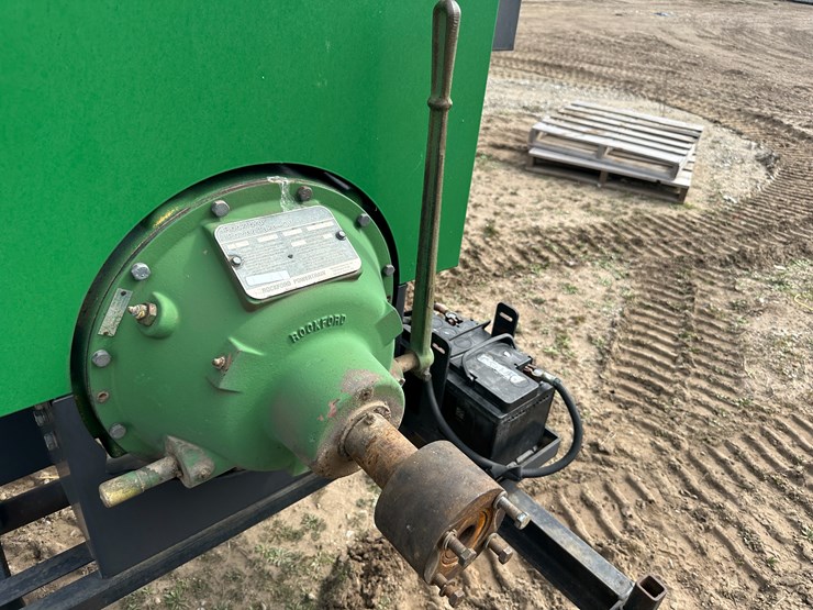 john-deere-4045t-image-13