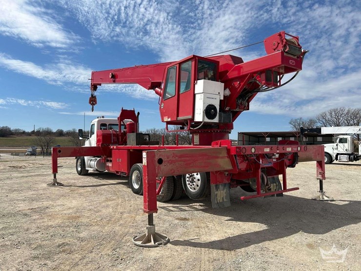 2015-kenworth-t880-image-5