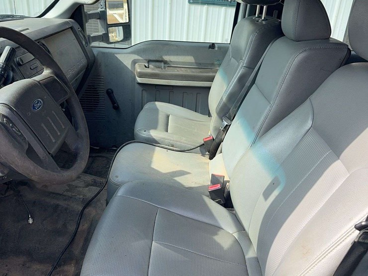 2014-ford-f350-image-11