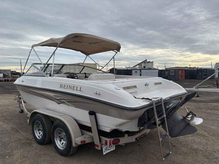 2006-unknown-trailer-image-4