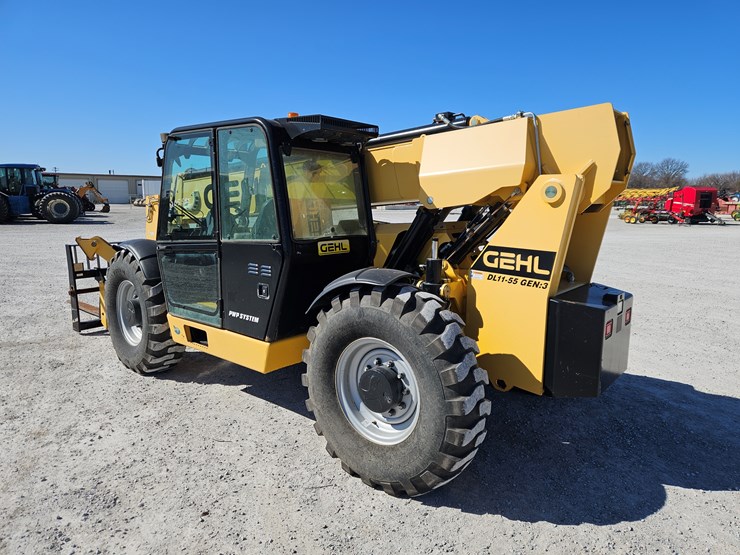 2019-gehl-dl11-image-12