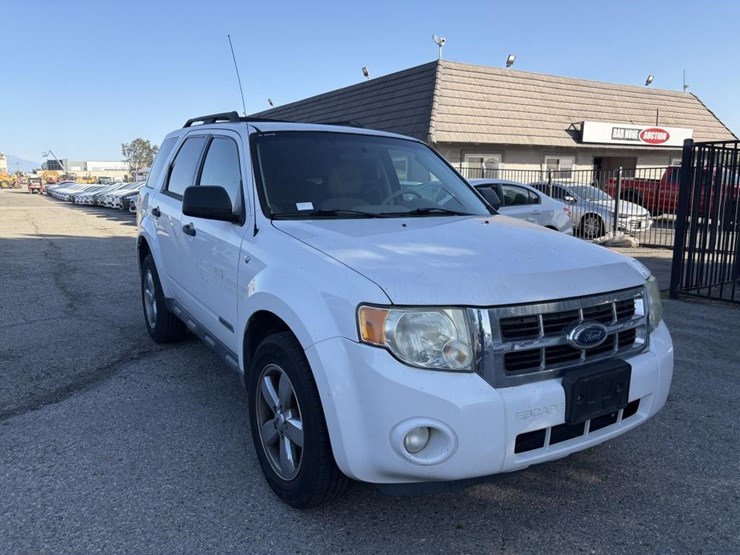 2008-ford-escape-image-4
