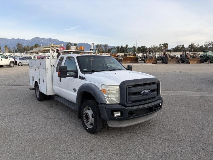 2012-ford-f450-xlt-image-3