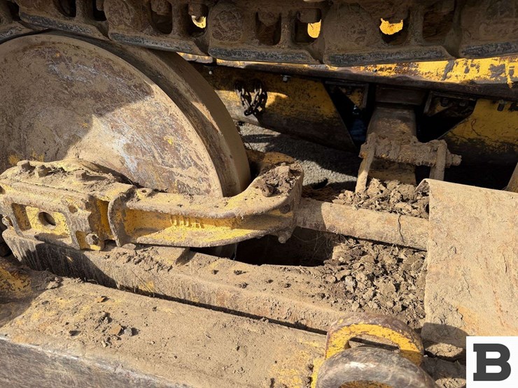 caterpillar-d6c-image-17