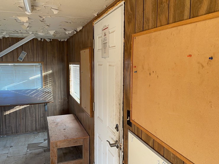 mobile-office-trailer-image-15