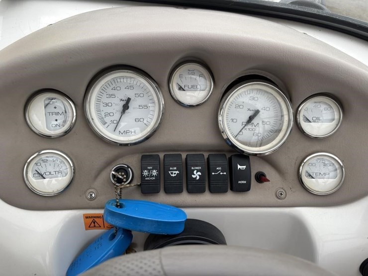 2006-unknown-trailer-image-18