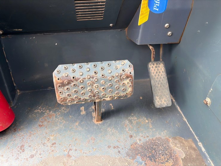 2016-gehl-rs8-42-image-24