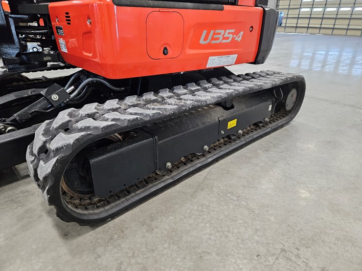 2021-kubota-u35-4-image-8