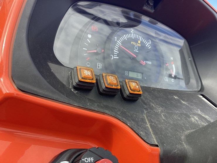 kubota-l4802-image-12