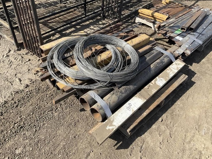 fabricating-iron-&-steel-racking-image-3