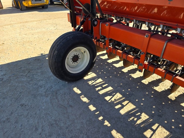 tye-series-v-image-11