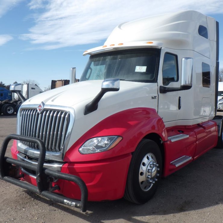 2022 INTERNATIONAL LT