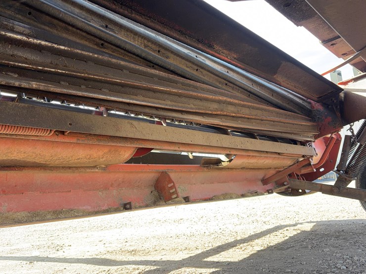 hesston-1160-image-14