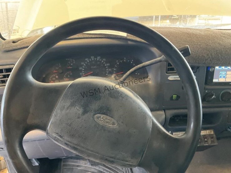 1999-ford-f350-image-17