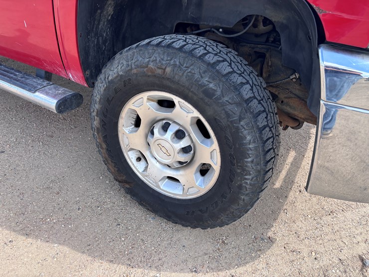 2008-chevrolet-2500-image-8