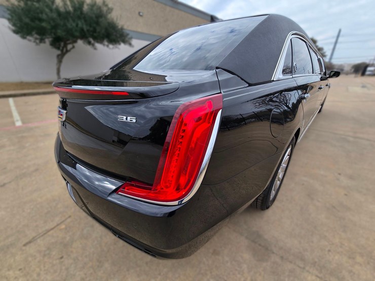 2019-cadillac-xts-stretch-limousine-for-sale,-s-and-s-coachbuilders,-70in,-7731-miles-image-7