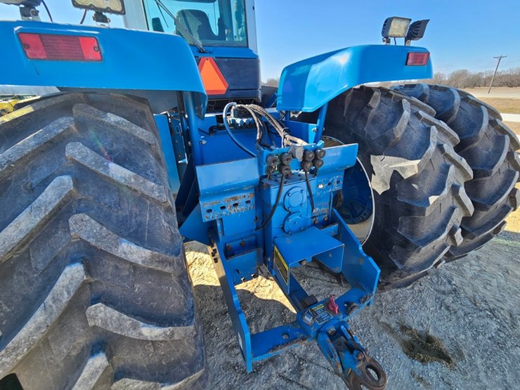 new-holland-9682-image-23