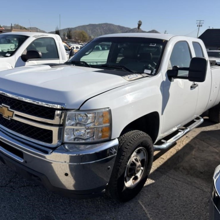 2013 CHEVROLET 2500