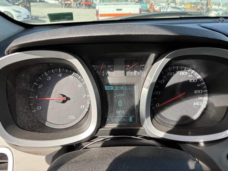 2014-chevrolet-equinox-image-17