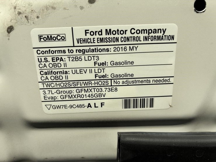 2016-ford-explorer-image-8