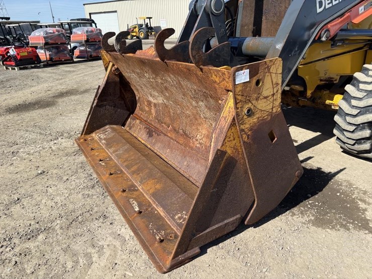 2017-deere-210lep-image-9