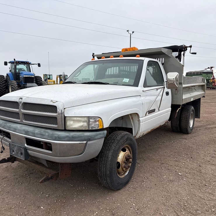 1998 Dodge R3500 Chassis