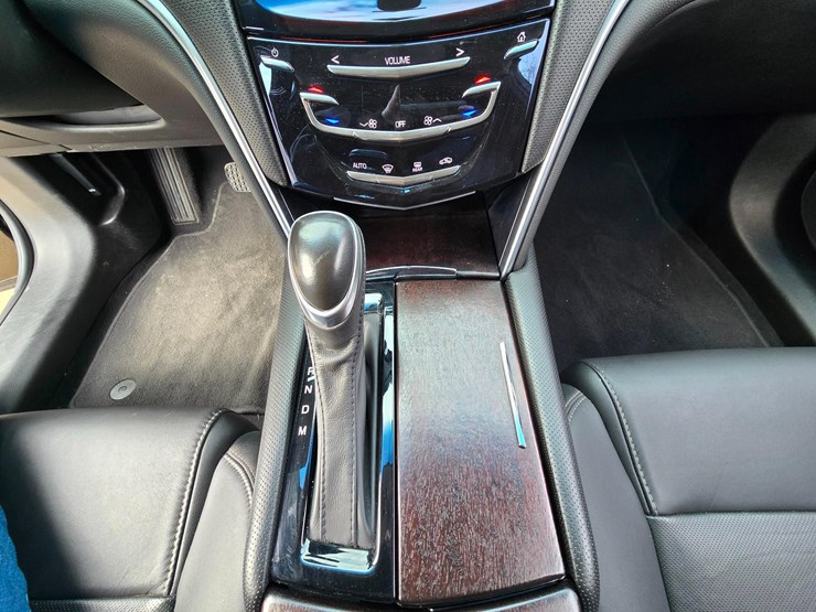 2019-cadillac-xts-stretch-limousine-for-sale,-s-and-s-coachbuilders,-70in,-7866-miles-image-29