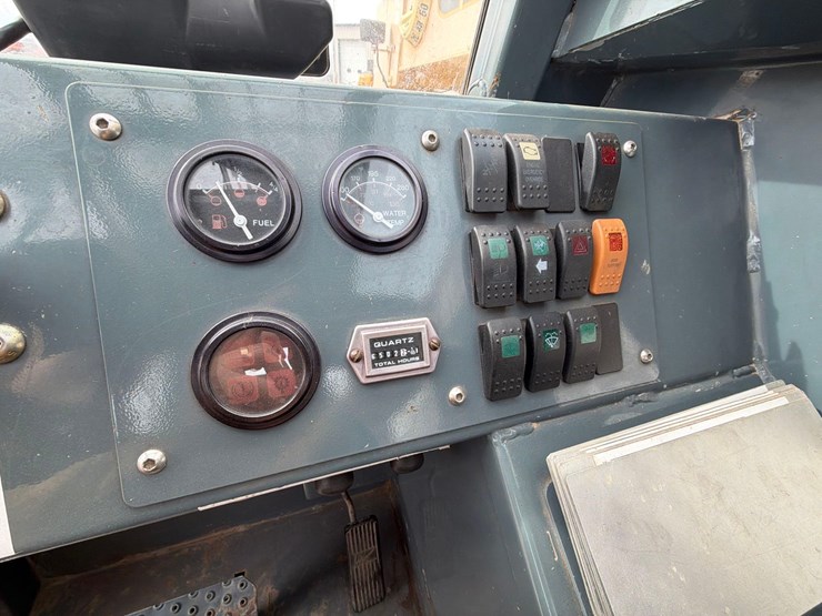 gehl-rs8-44-image-22