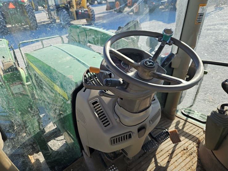 2016-john-deere-6110r-image-20