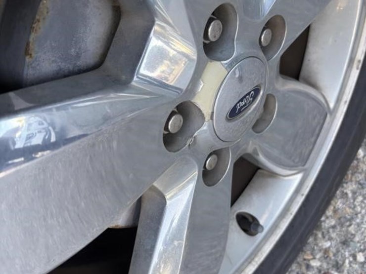 2008-ford-escape-image-30