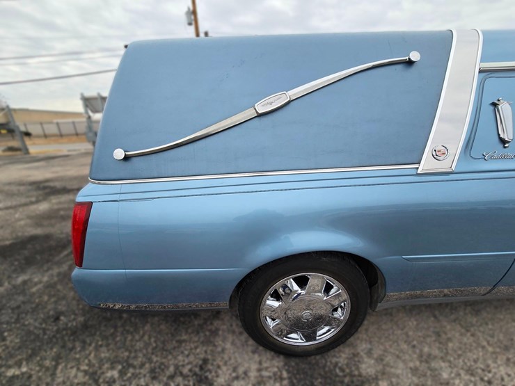 2004-cadillac-eagle-ultimate-hearse,-eagle-coachbuilders,-hearse-collector-special-image-14