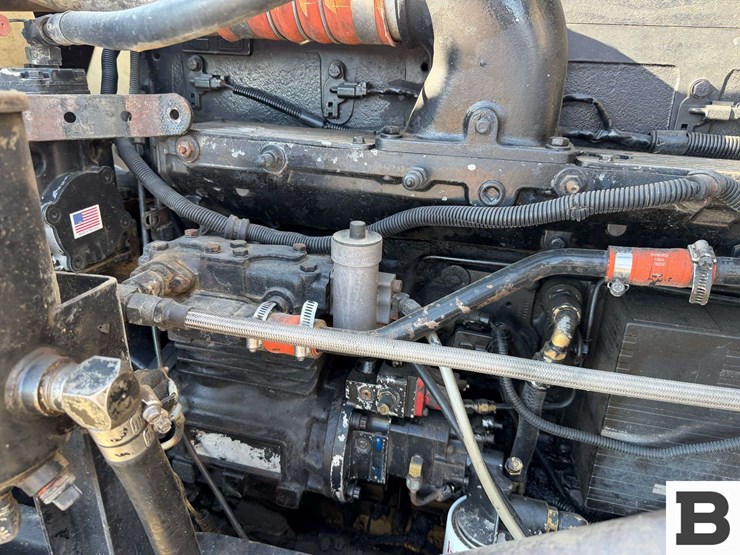 1992-freightliner-fld120-image-39