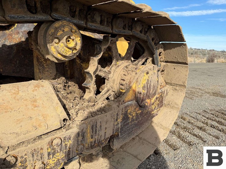 caterpillar-d6c-image-19