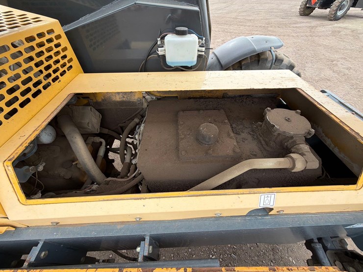 2016-gehl-rs8-44-image-33