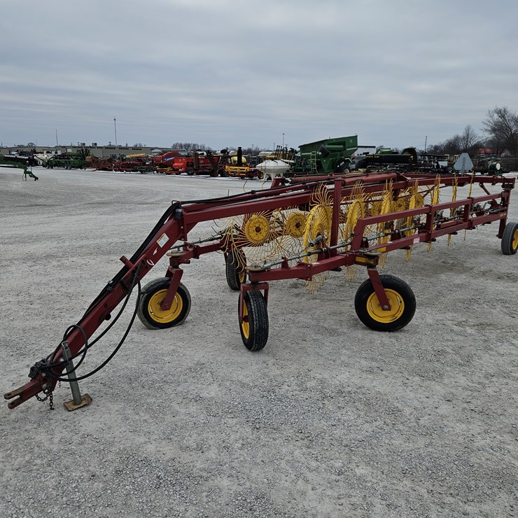 2012 NEW HOLLAND HT154