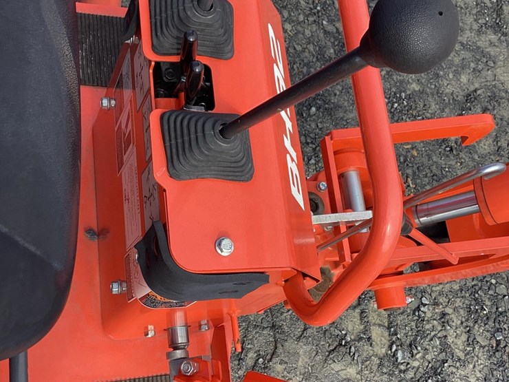 kubota-l4802-image-23