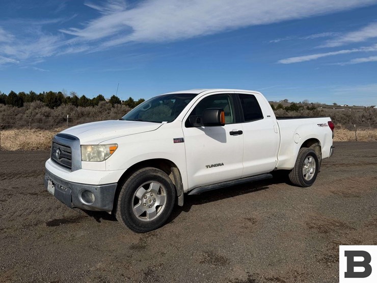 2007-toyota-tundra-image-1