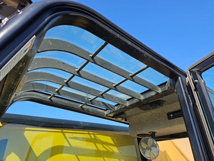 2019-gehl-dl11-image-6