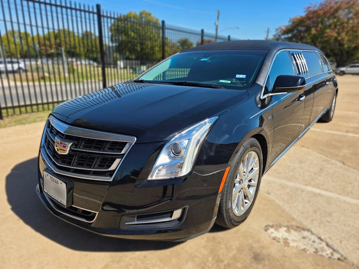 2017-cadillac-federal-70in-limo-w-27466-miles,-premium-federal-coachwork,-luxury-transport-image-2