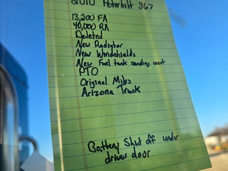 2010-peterbilt-367-image-36