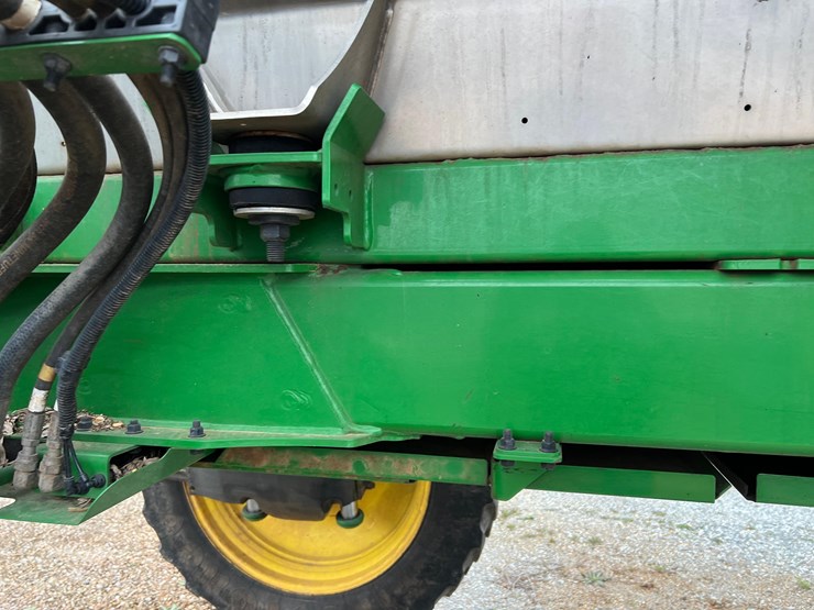 john-deere-412r-image-28