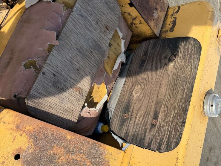 caterpillar-d6c-image-46