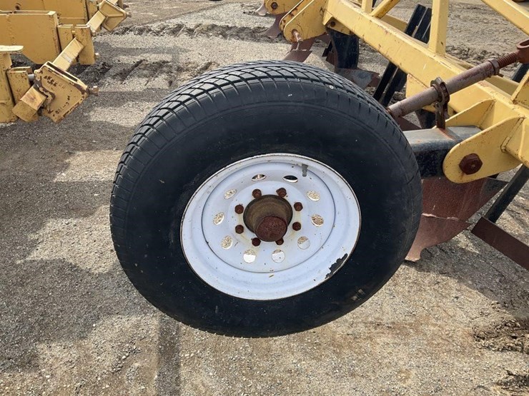 custom-3-pt-5-row-60"-lister/decapper-bar-image-15