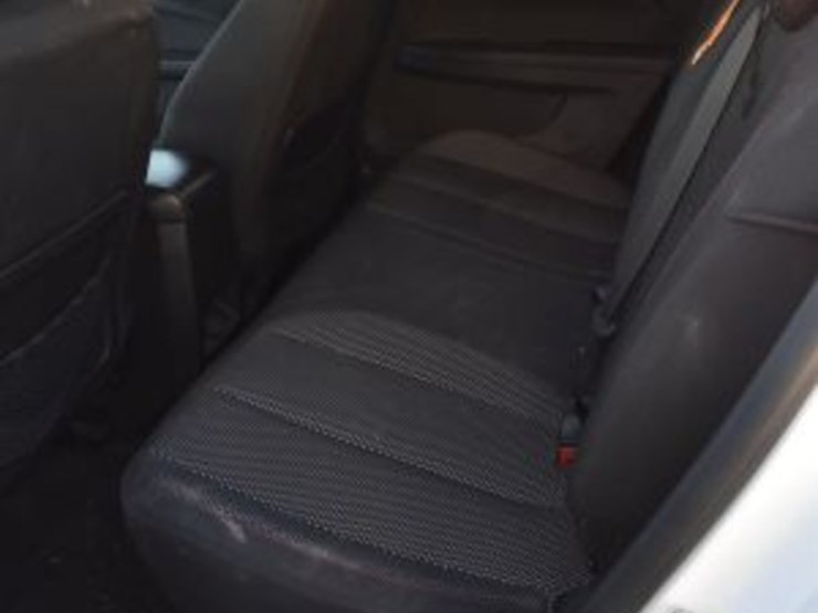 2012-chevrolet-equinox-lt-image-11