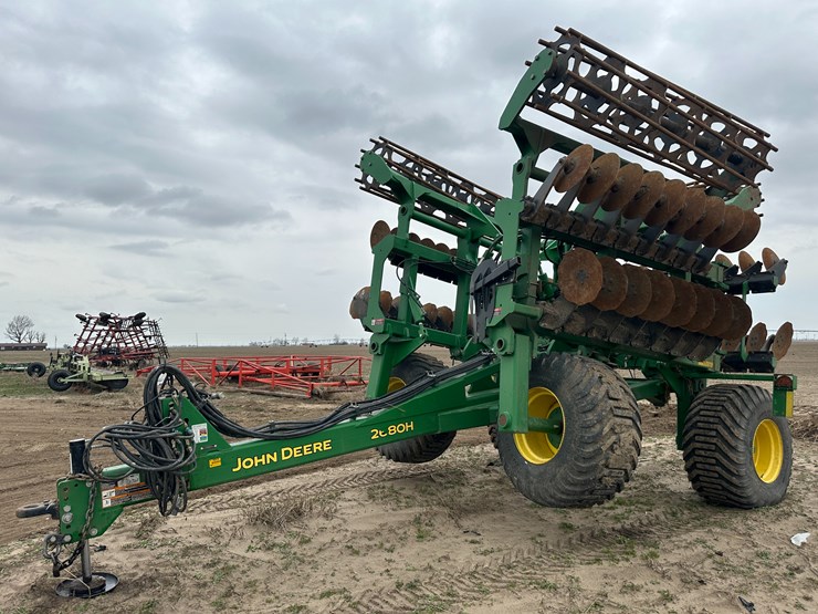 john-deere-2680h-image-1