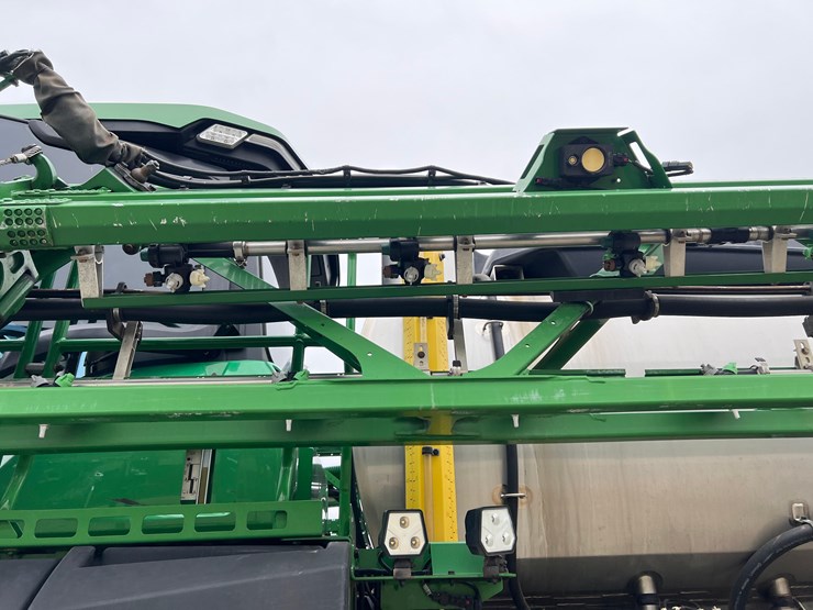 john-deere-412r-image-68