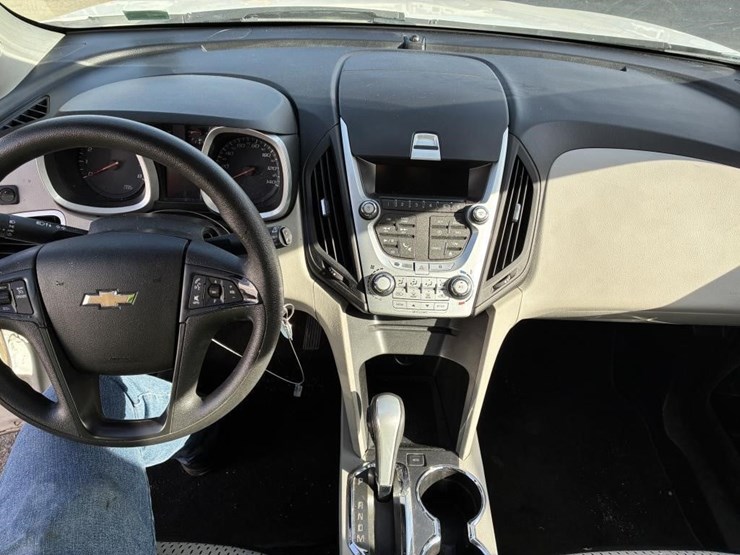 2014-chevrolet-equinox-image-15