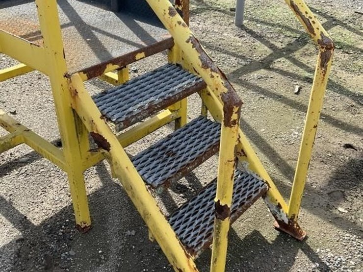 6'x4'x32"-steel-catwalk-platform-image-3